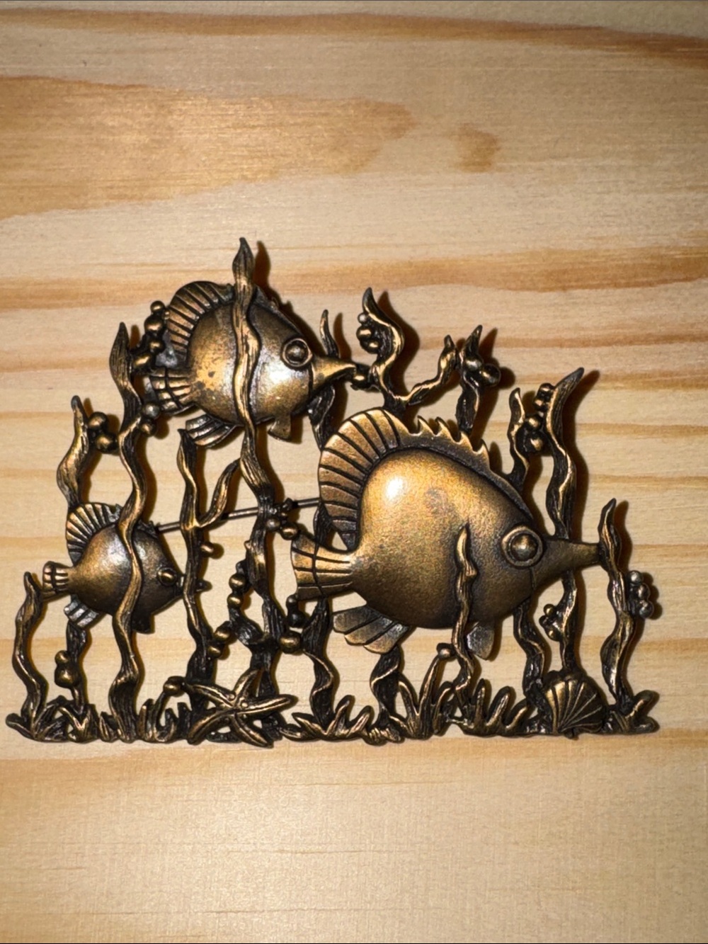 JJ Jonette vintage antique gold tone pewter underwater fish brooch.